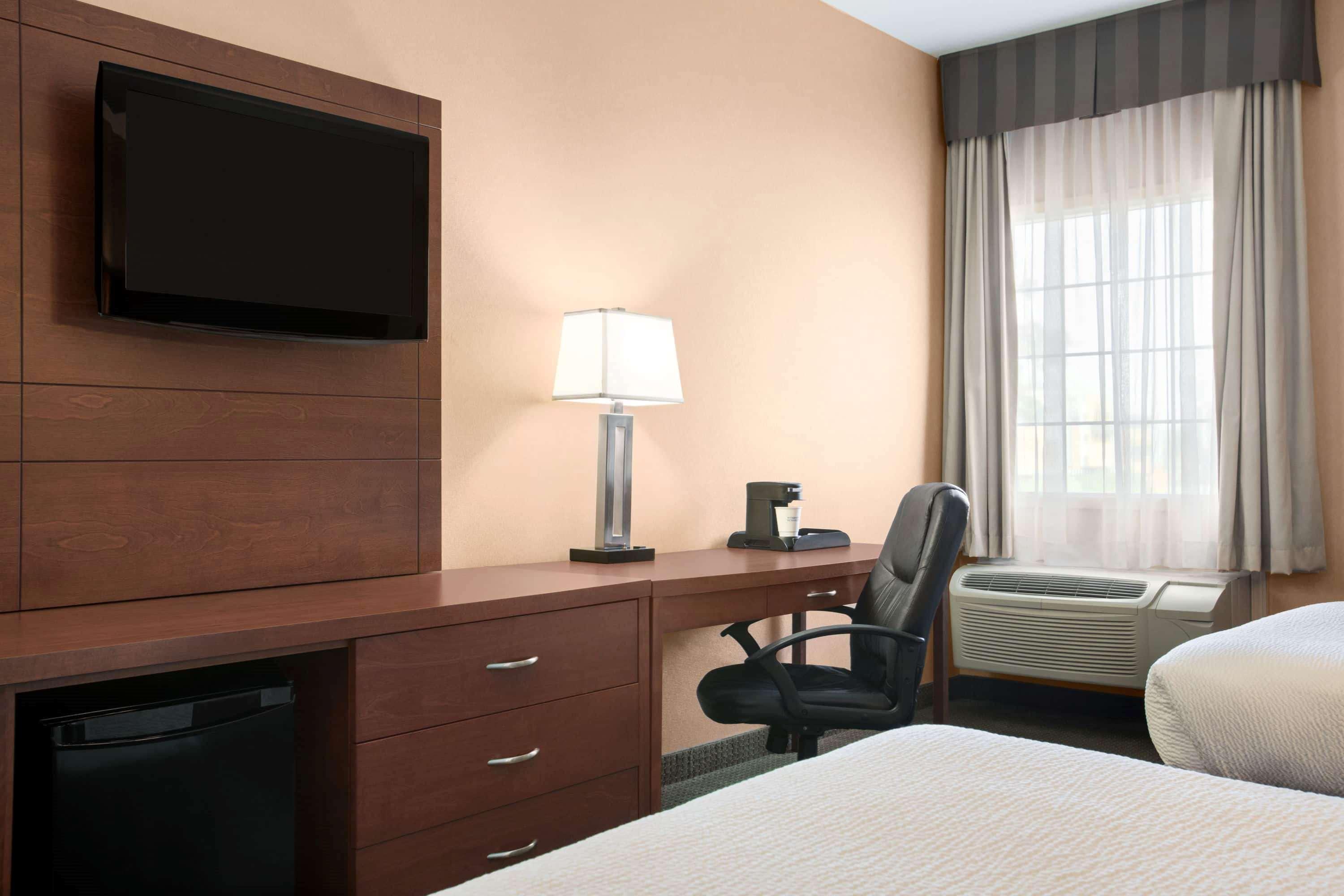 Days Inn By Wyndham Guelph Eksteriør billede