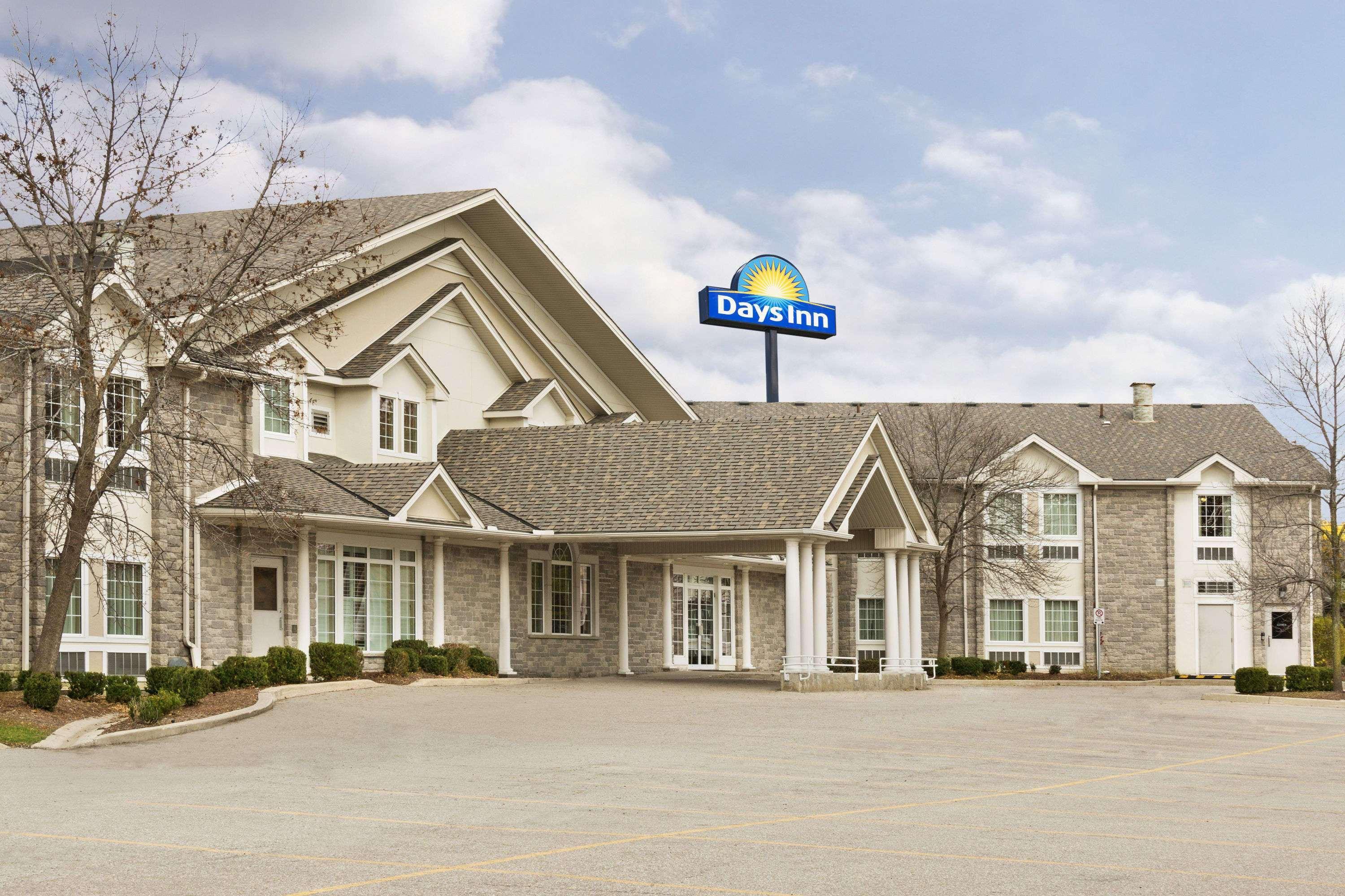 Days Inn By Wyndham Guelph Eksteriør billede