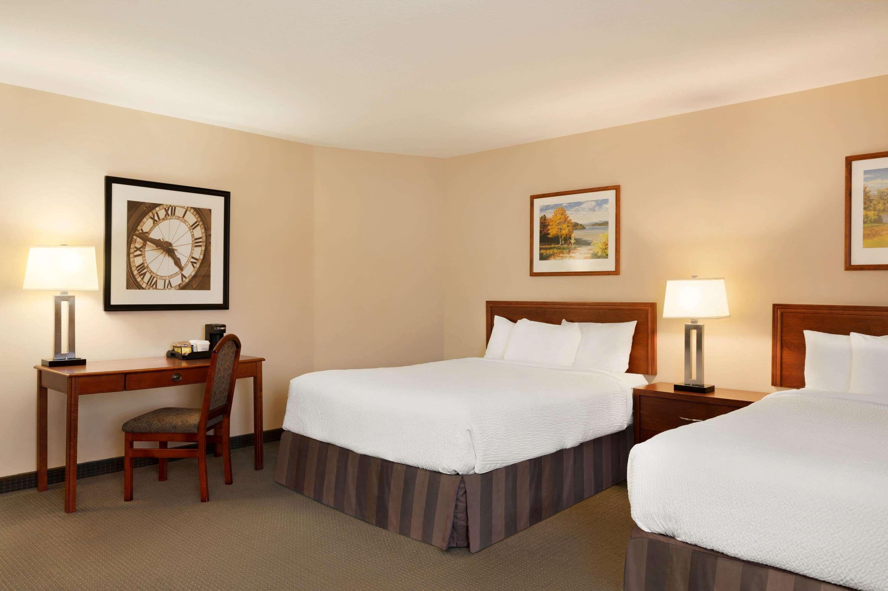 Days Inn By Wyndham Guelph Eksteriør billede